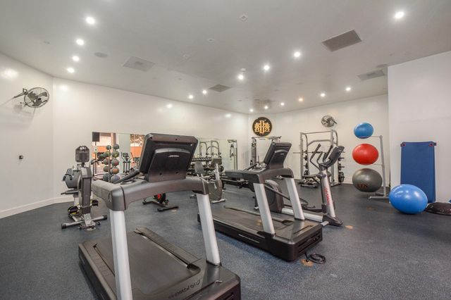 3350 Mccue Road 1302, Houston, TX 77056