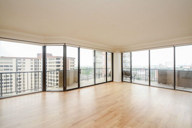 3350 Mccue Road 1302, Houston, TX 77056