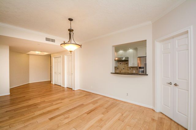 3350 Mccue Road 1302, Houston, TX 77056