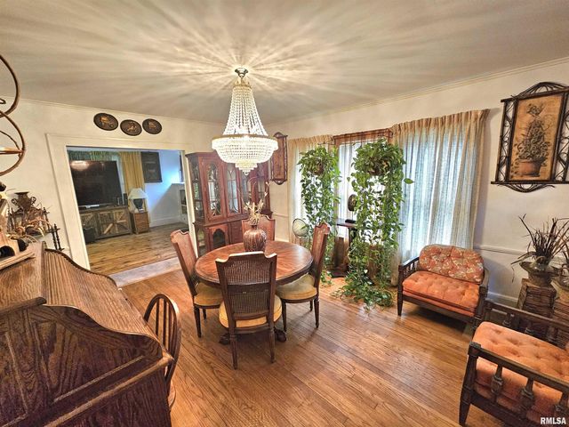 1800 FRANKLIN Avenue, Mt Vernon, IL 62864