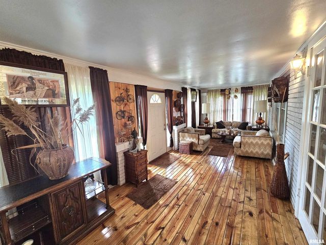 1800 FRANKLIN Avenue, Mt Vernon, IL 62864