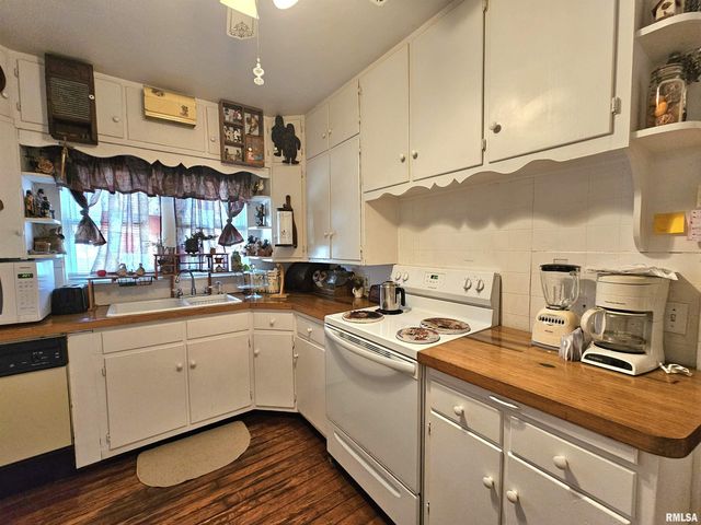 1800 FRANKLIN Avenue, Mt Vernon, IL 62864