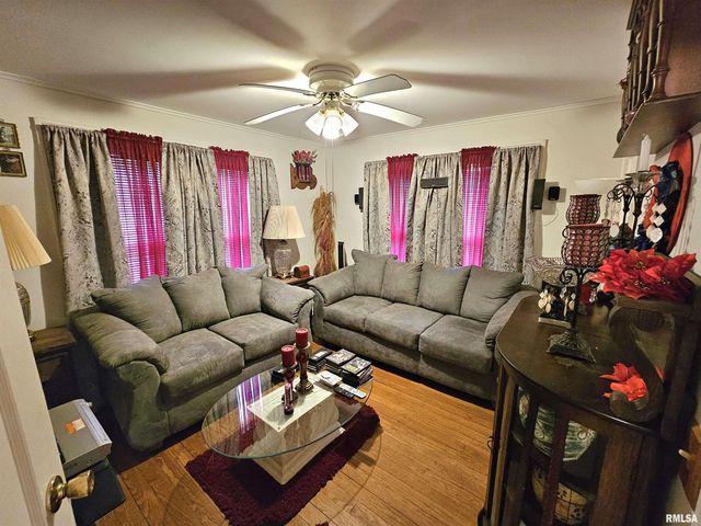 1800 FRANKLIN Avenue, Mt Vernon, IL 62864