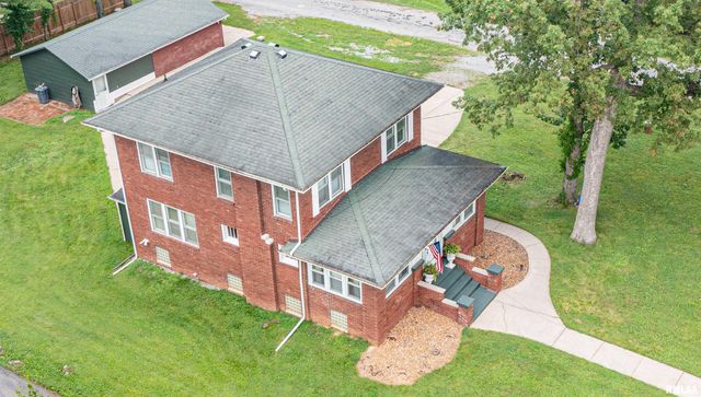 1800 FRANKLIN Avenue, Mt Vernon, IL 62864