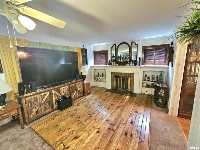 1800 FRANKLIN Avenue, Mt Vernon, IL 62864