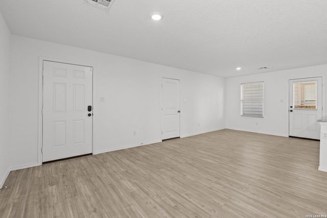 4128 waterfall cove, San Antonio, TX 78223