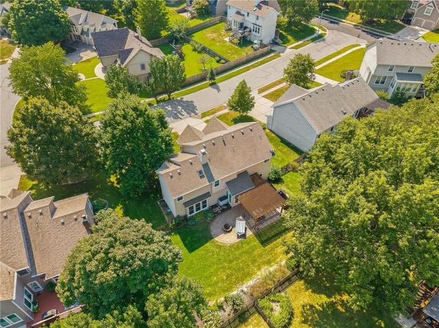 1312 Hillary Drive, Liberty, MO 64068