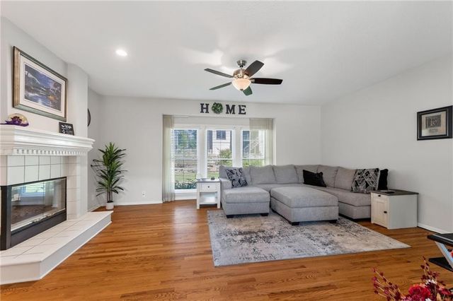 1312 Hillary Drive, Liberty, MO 64068