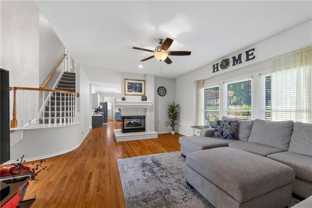 1312 Hillary Drive, Liberty, MO 64068
