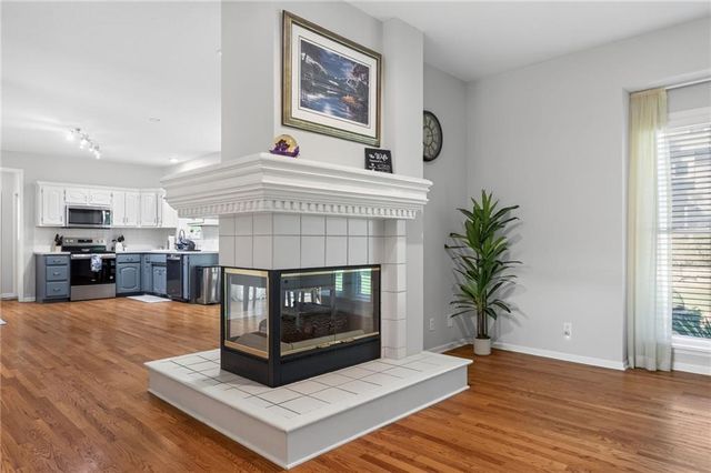 1312 Hillary Drive, Liberty, MO 64068