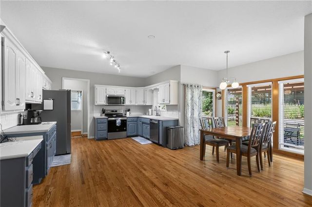 1312 Hillary Drive, Liberty, MO 64068