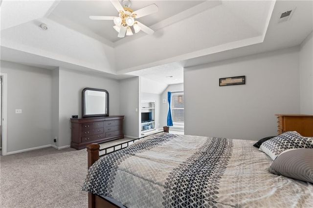 1312 Hillary Drive, Liberty, MO 64068