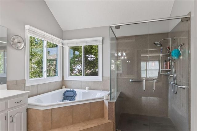 1312 Hillary Drive, Liberty, MO 64068