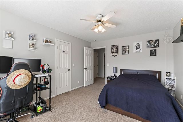 1312 Hillary Drive, Liberty, MO 64068