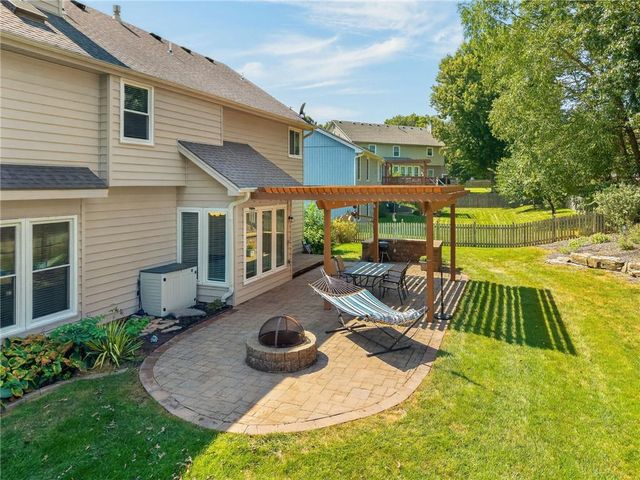 1312 Hillary Drive, Liberty, MO 64068