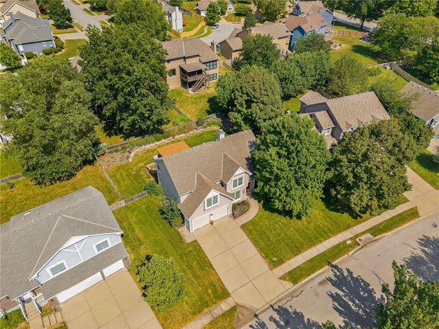 1312 Hillary Drive, Liberty, MO 64068