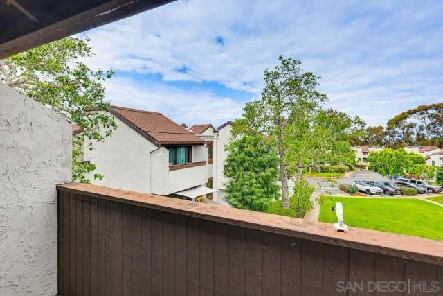 2264 Caminito Pajarito 141, San Diego, CA 92107