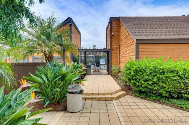 2264 Caminito Pajarito 141, San Diego, CA 92107