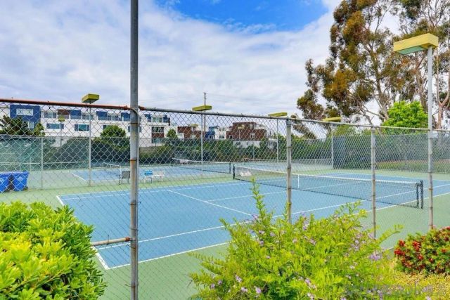 2264 Caminito Pajarito 141, San Diego, CA 92107