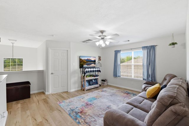 6621 Blue Hollow Lane, Dickinson, TX 77539