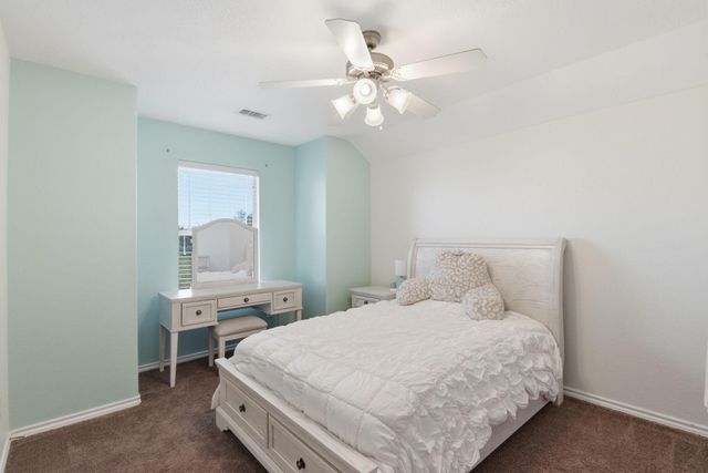 6621 Blue Hollow Lane, Dickinson, TX 77539