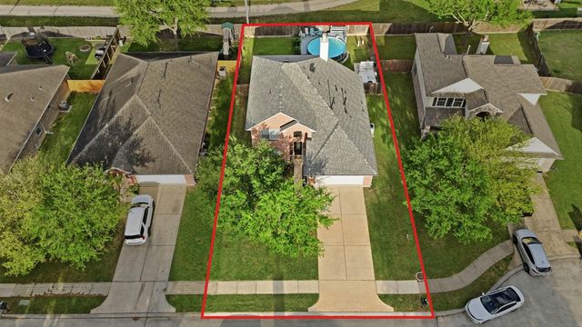 6621 Blue Hollow Lane, Dickinson, TX 77539