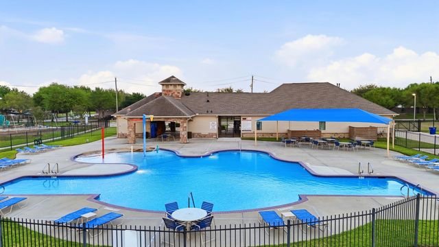 6621 Blue Hollow Lane, Dickinson, TX 77539