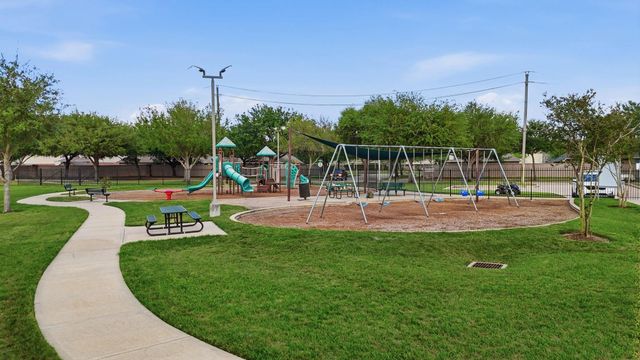 6621 Blue Hollow Lane, Dickinson, TX 77539