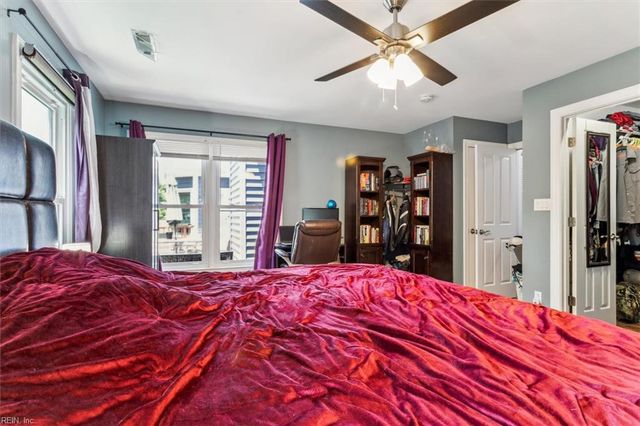 15 Pine Lake CT, Hampton, VA 23669