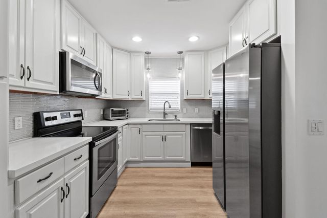 941 Ocean Drive, Juno Beach, FL 33408