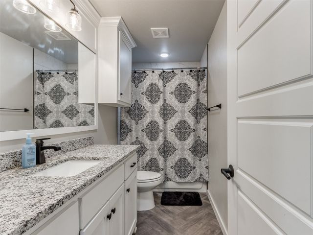 3101 Pinnacle Peak Drive, Yukon, OK 73099