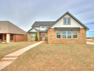3101 Pinnacle Peak Drive, Yukon, OK 73099