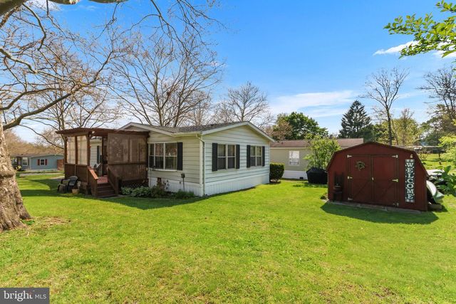 17 VALLEY VIEW DR, Bath, PA 18014