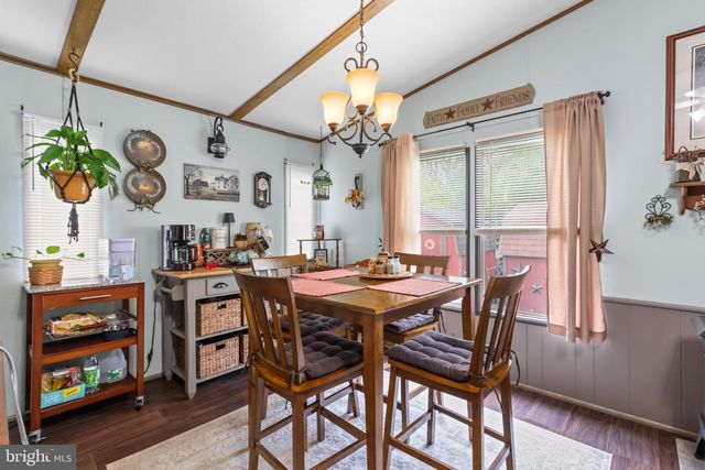 17 VALLEY VIEW DR, Bath, PA 18014