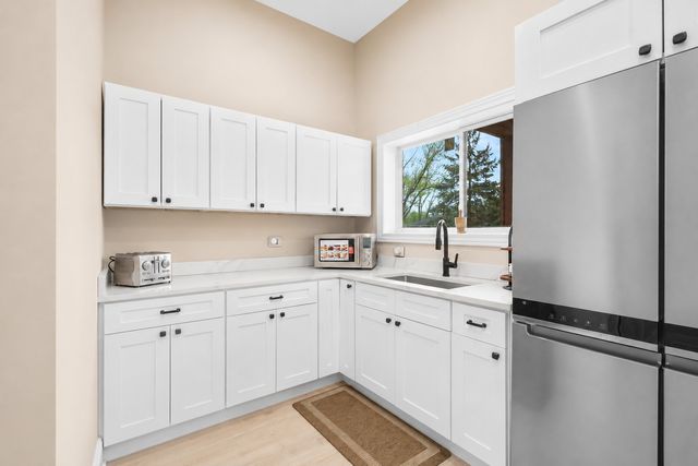 2104 Shermer Road, Northbrook, IL 60062