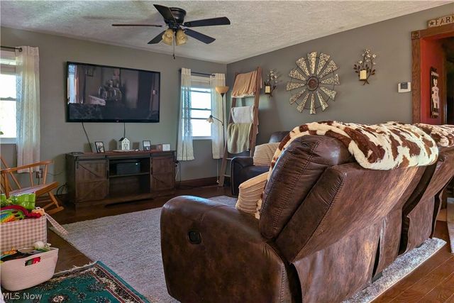 5171 Avon Road NE, Carrollton, OH 44615