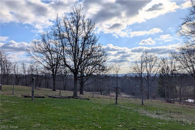 5171 Avon Road NE, Carrollton, OH 44615