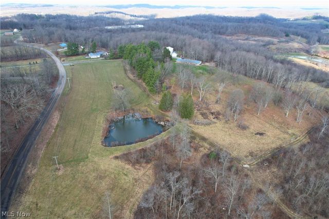 5171 Avon Road NE, Carrollton, OH 44615