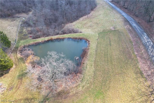 5171 Avon Road NE, Carrollton, OH 44615