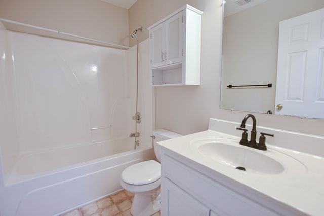 1396 Shady Hill Court, Clarksville, TN 37042