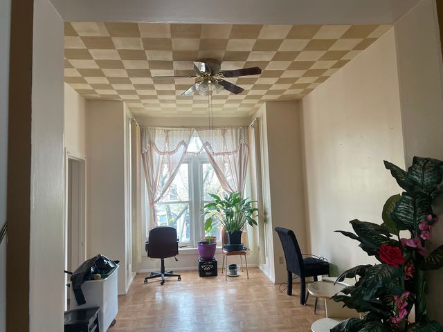 1841 W Superior Street, Chicago, IL 60622