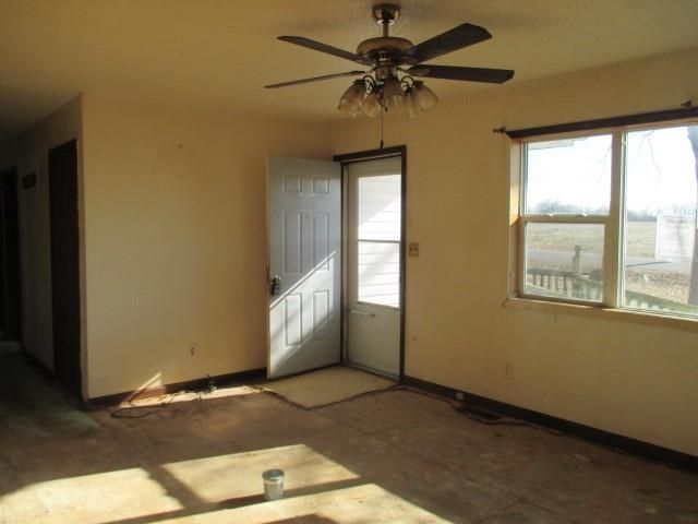 6501 E 32nd Street, Sedalia, MO 65301