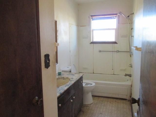 6501 E 32nd Street, Sedalia, MO 65301