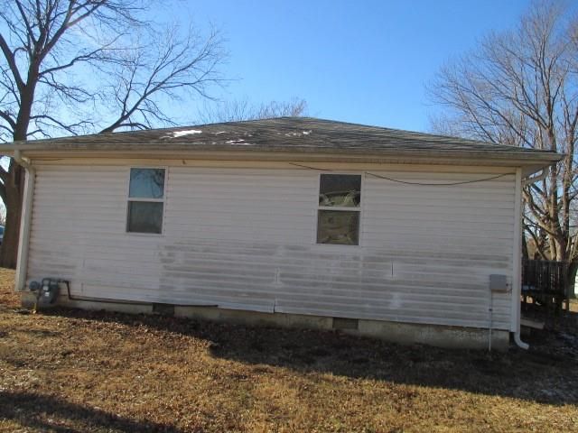 6501 E 32nd Street, Sedalia, MO 65301