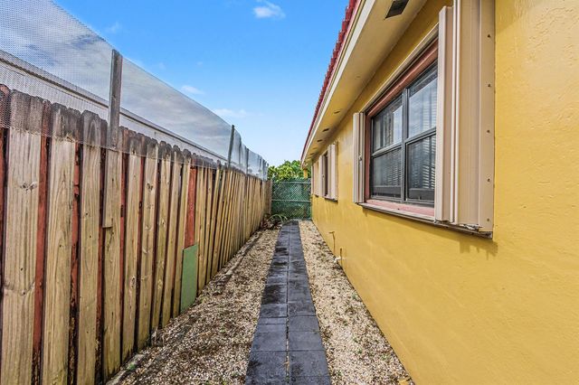6417 SW 23rd Street, Miramar, FL 33023