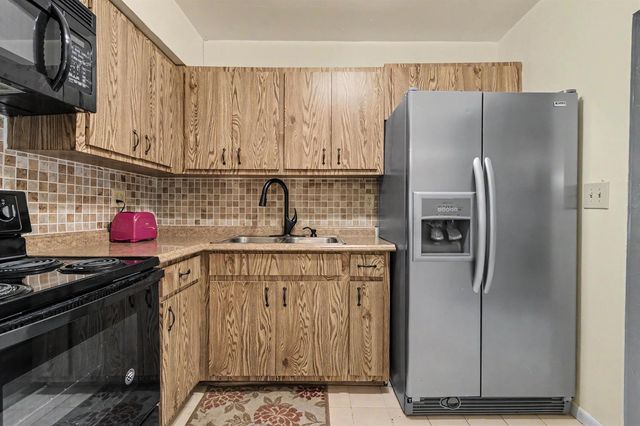 6417 SW 23rd Street, Miramar, FL 33023