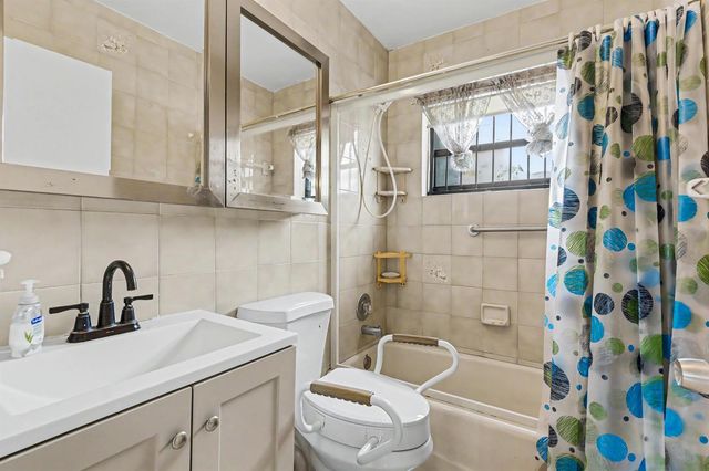 6417 SW 23rd Street, Miramar, FL 33023