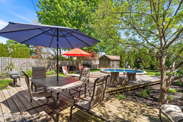 15 Kiawah Avenue, Freehold, NJ 07728