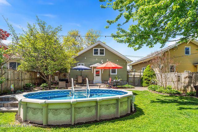 15 Kiawah Avenue, Freehold, NJ 07728
