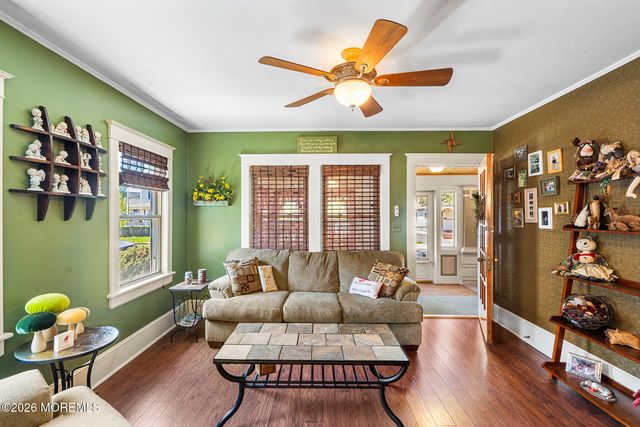 15 Kiawah Avenue, Freehold, NJ 07728